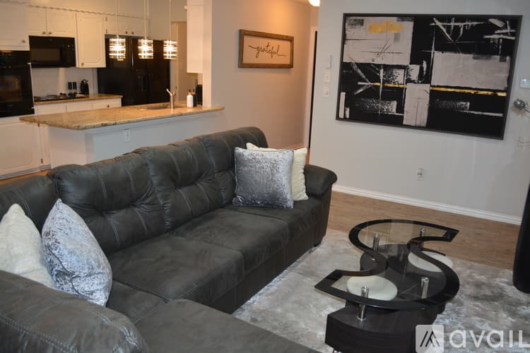 Forest Hill House: 3100 Valley Forge Trail