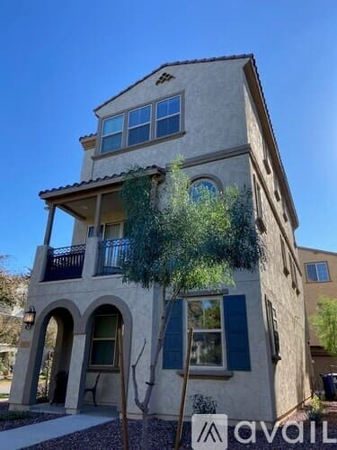 Gilbert Townhome: 1636 East Dogwood Lane