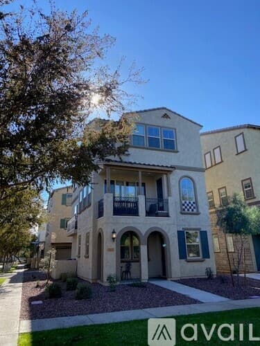 Gilbert Townhome: 1636 East Dogwood Lane