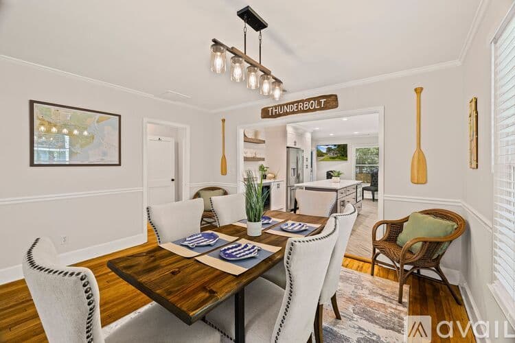 Savannah House: 3111 Casino Ave