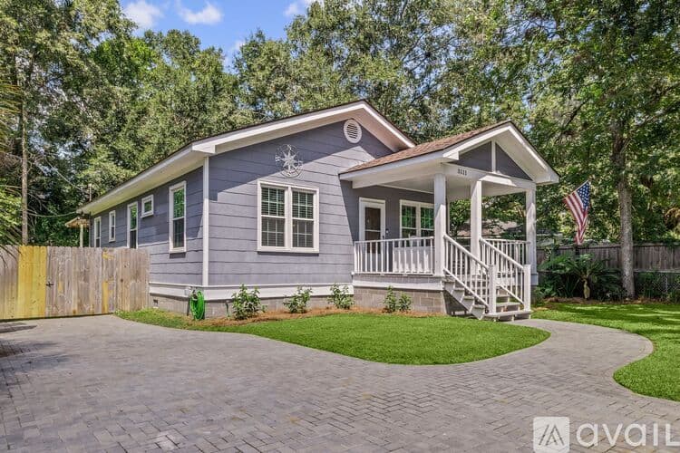 Savannah House: 3111 Casino Ave
