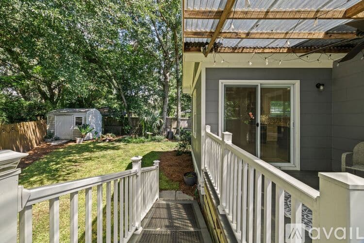 Savannah House: 3111 Casino Ave