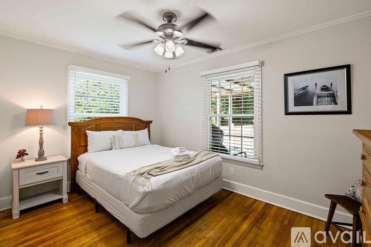 Savannah House: 3111 Casino Ave