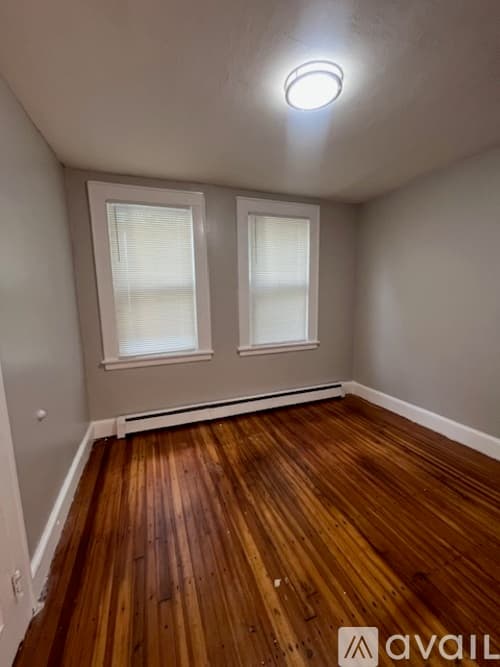 Ansonia Apartment: 11 5th Street