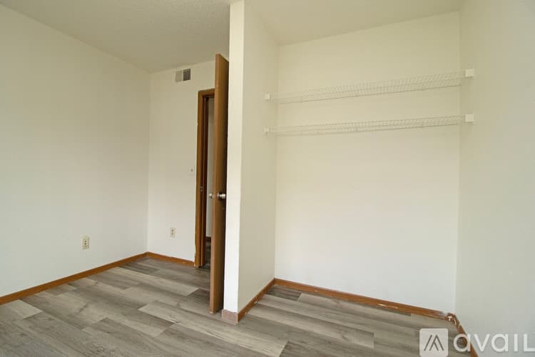 St Cloud Apartment: 1510 9th Ave S St Cloud