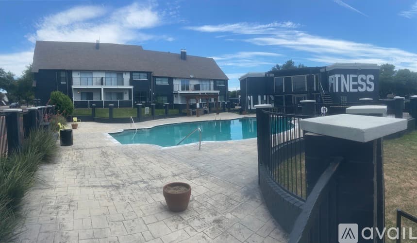 Fort Worth Apartment: 2508 Ridgmar Blvd