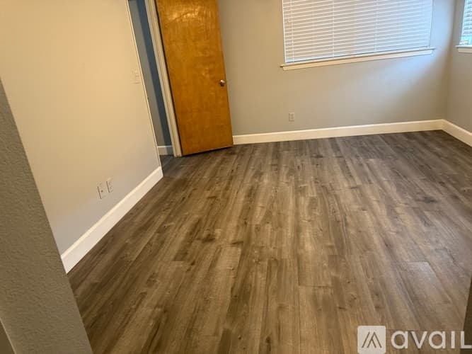 Fresno House: 5568 W Calimyrna Ave