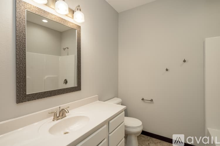 North Mankato Apartment: 2140 Rolling Green Trail