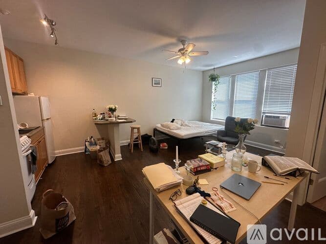 Chicago Apartment: 1344 W Lunt Ave