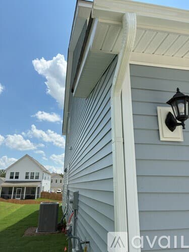 Angier House: 240 Steel Springs Ln