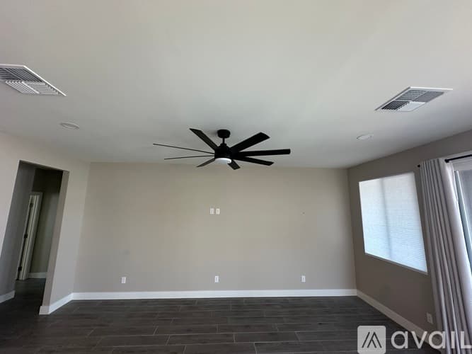 Mesa House: 5814 E Lockwood St