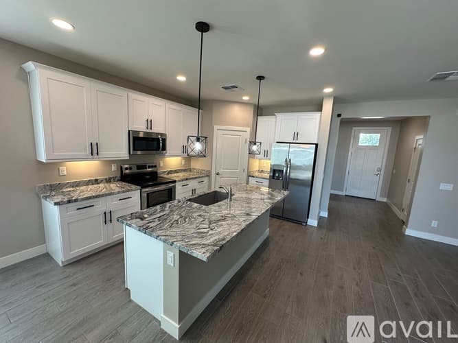 Mesa House: 5814 E Lockwood St