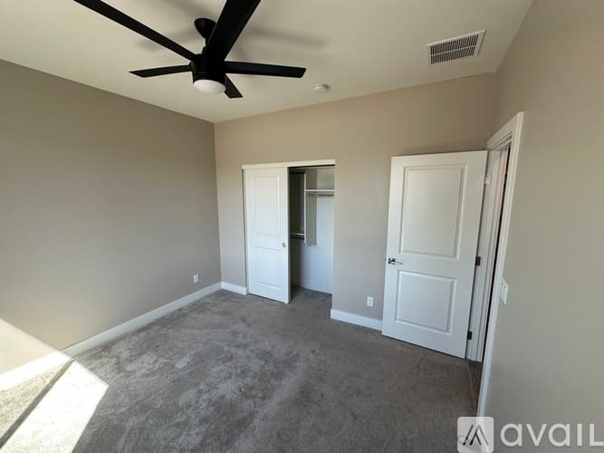Mesa House: 5814 E Lockwood St