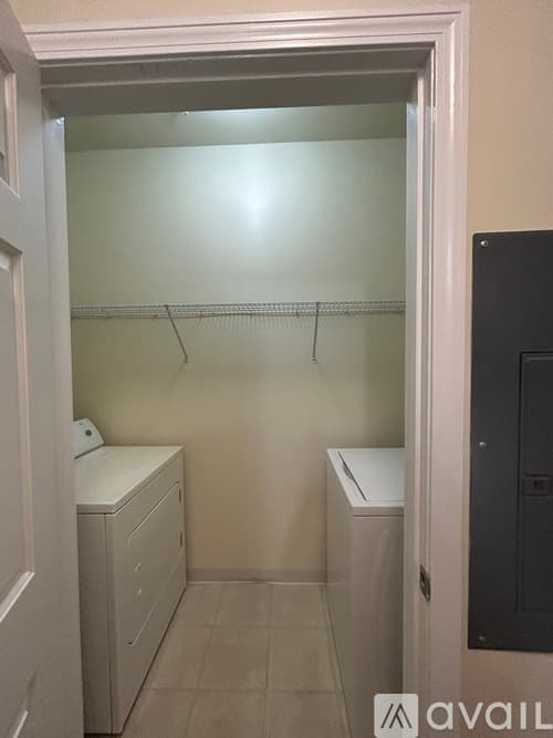 Andover Apartment: 311 Lowell St