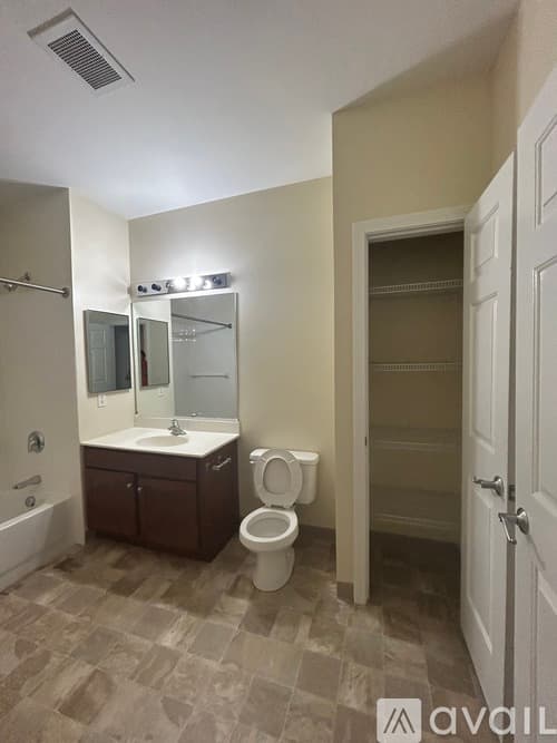 Andover Apartment: 311 Lowell St