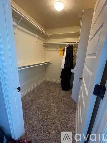 Cave Springs House: 5804 South 66th Street