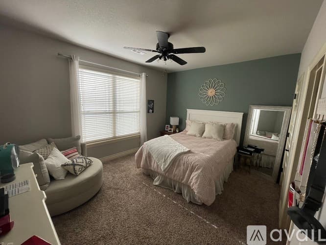 Cave Springs House: 5804 South 66th Street