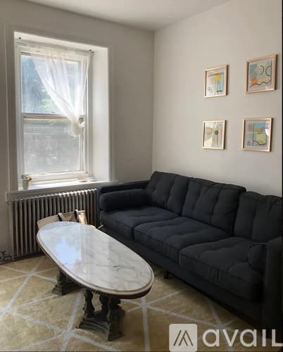 Philadelphia House: 160 Roxborough Avenue