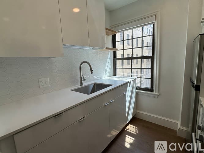 Cambridge Apartment: 1200 Massachusetts Ave