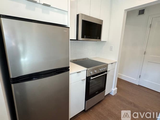 Cambridge Apartment: 1200 Massachusetts Ave