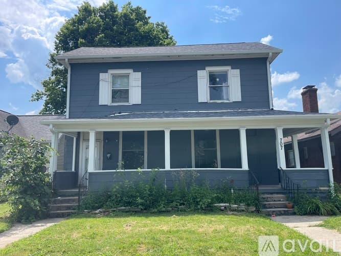 Terre Haute Apartment: 707 S 17th St