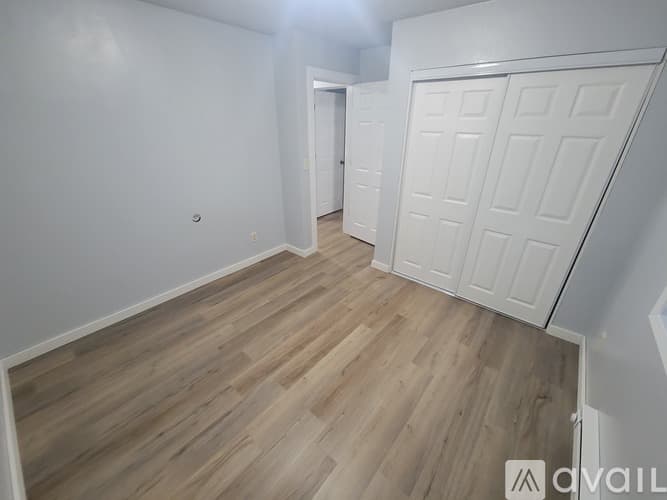 La Crosse Apartment: 425 10th St N