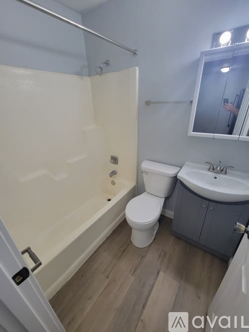 La Crosse Apartment: 425 10th St N