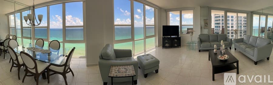 Hollywood Apartment: 3505 S Ocean Dr