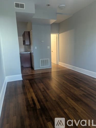 Brockton Apartment: 24 Banks St