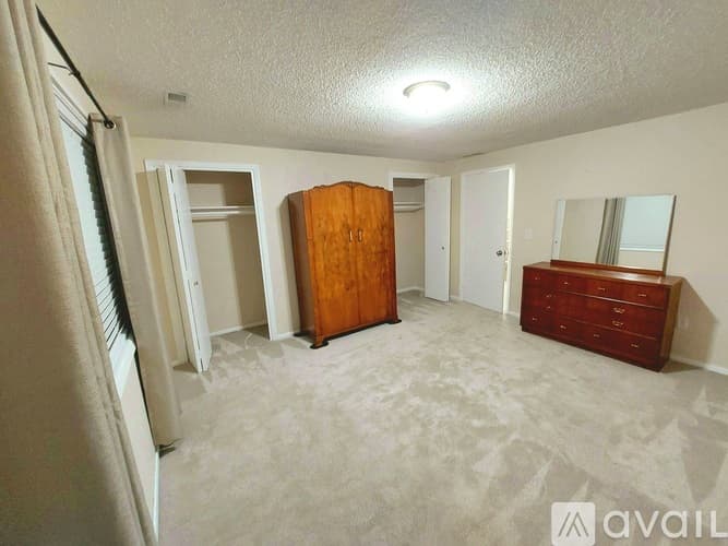 Vancouver House: 2217 NE Landover Drive