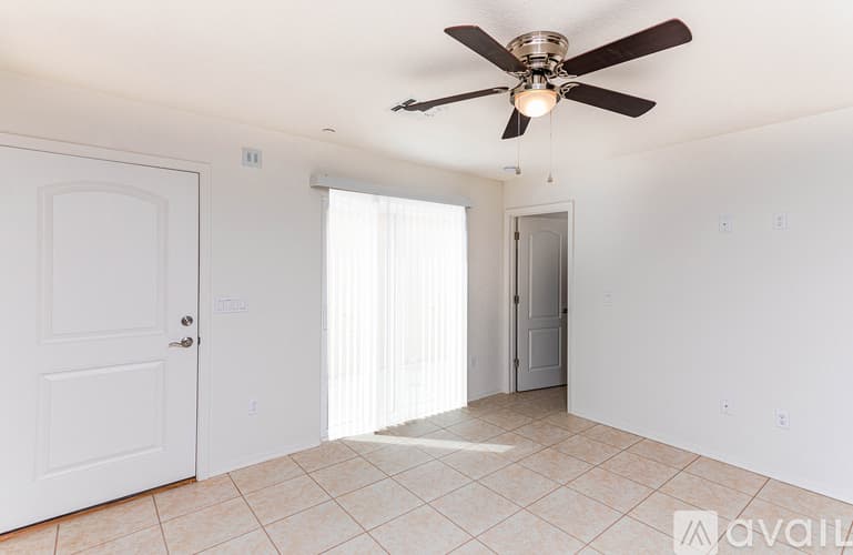 Lake Havasu City Apartment: 2094 Swanson Avenue