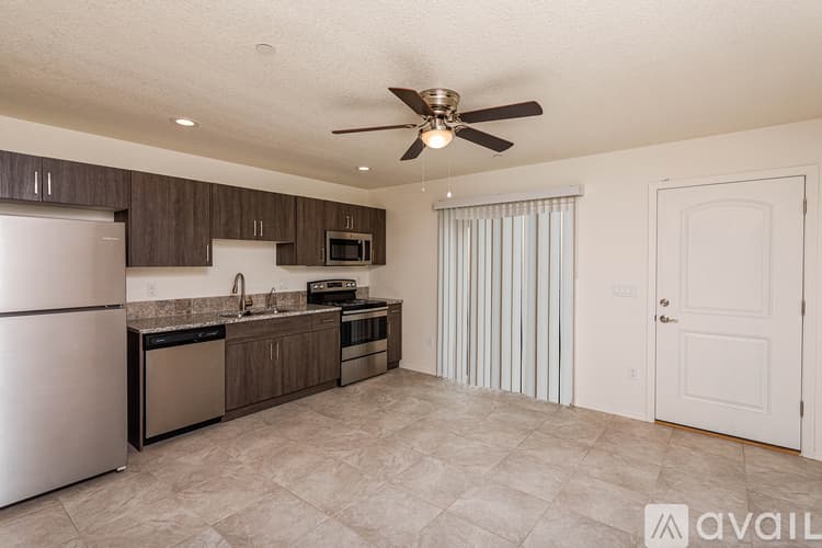 Lake Havasu City Apartment: 2094 Swanson Avenue
