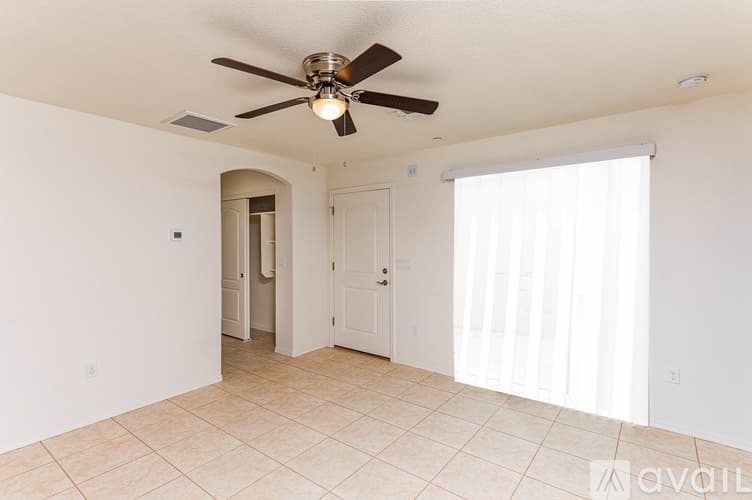 Lake Havasu City Apartment: 2094 Swanson Avenue