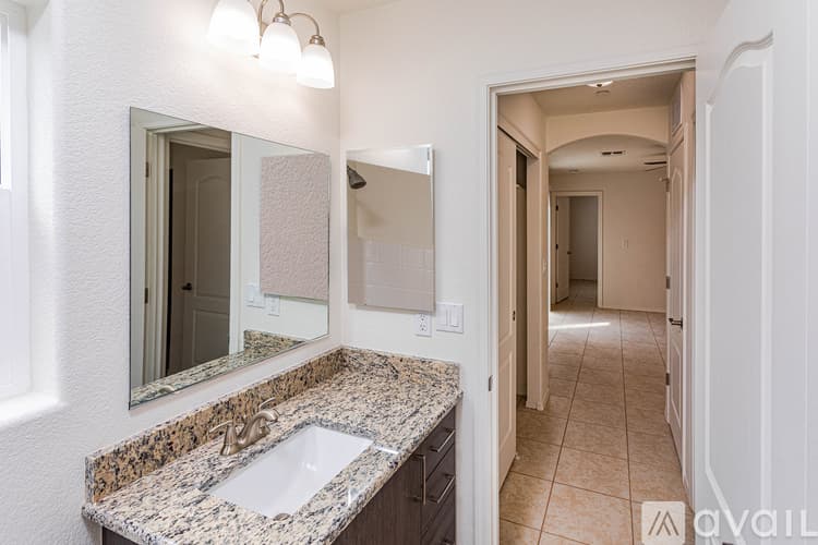 Lake Havasu City Apartment: 2094 Swanson Avenue