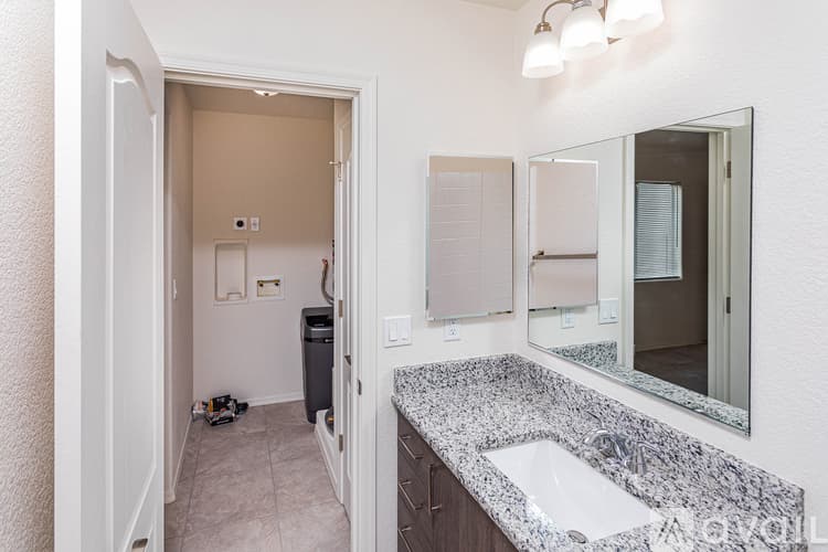 Lake Havasu City Apartment: 2094 Swanson Avenue