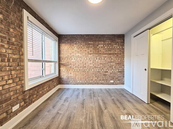 Chicago Apartment: 1220 N La Salle Dr