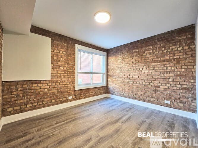 Chicago Apartment: 1220 N La Salle Dr