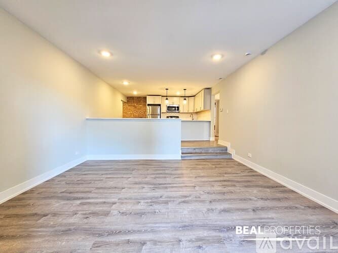 Chicago Apartment: 1220 N La Salle Dr