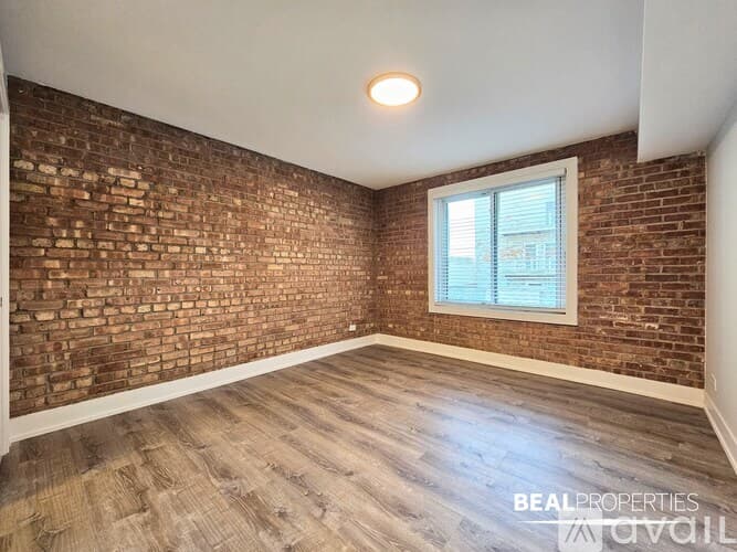 Chicago Apartment: 1220 N La Salle Dr