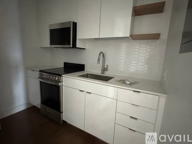 Cambridge Apartment: 1200 Massachusetts Ave