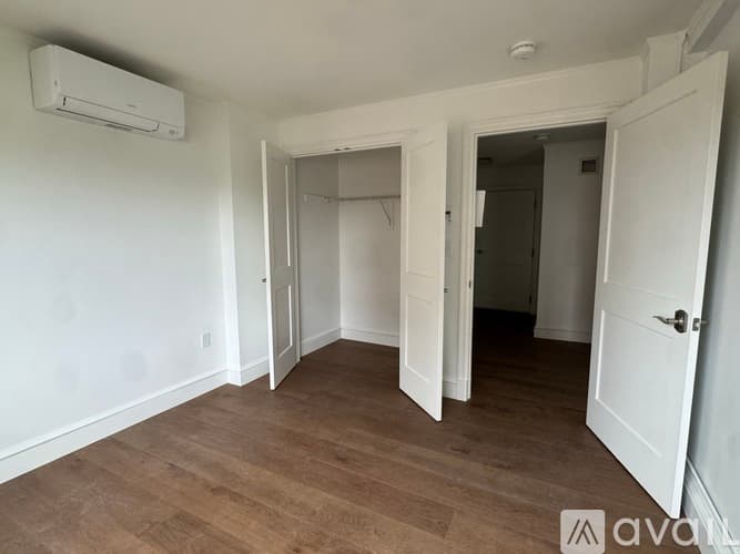 Cambridge Apartment: 1200 Massachusetts Ave