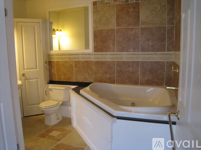 Hopkinton Apartment: 21 Ash St