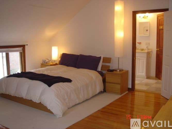 Hopkinton Apartment: 21 Ash St