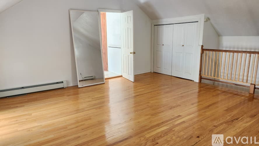 Hopkinton Apartment: 21 Ash St