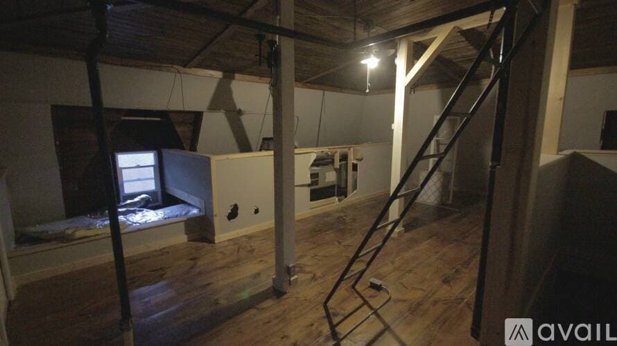 Saint Paul Apartment: 138 Isabel Street West