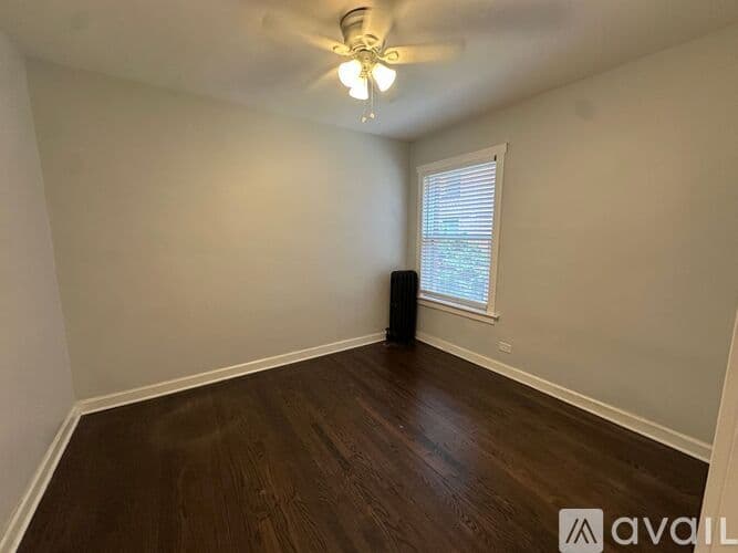 Chicago Apartment: 1381 W Greenleaf Ave