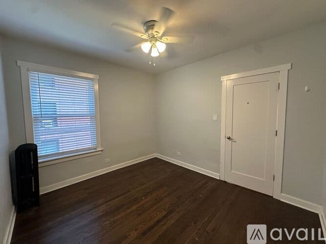 Chicago Apartment: 1381 W Greenleaf Ave