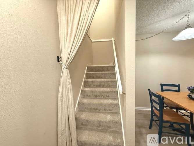 Vancouver House: 2217 NE Landover Drive