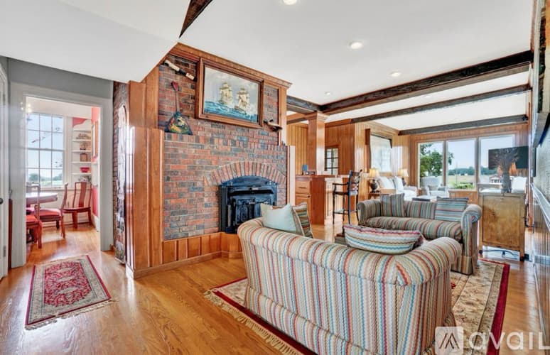Kinards House: 2565 State Highway 560