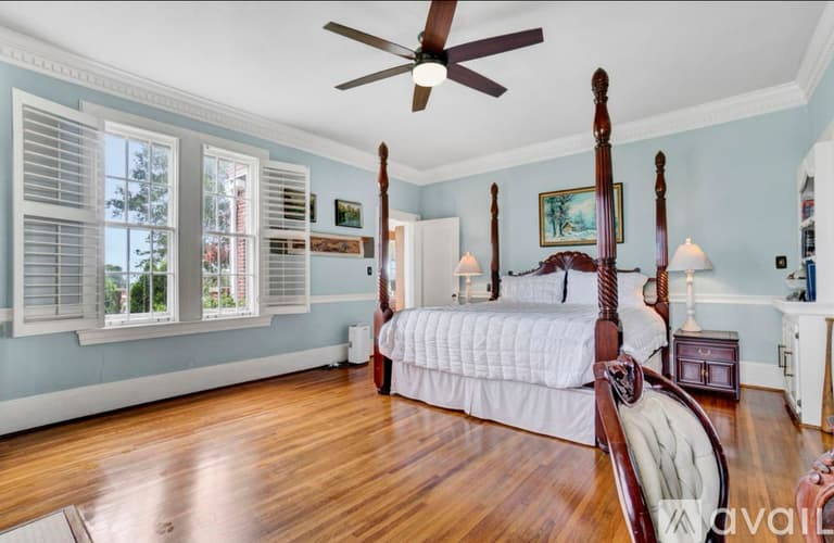 Kinards House: 2565 State Highway 560